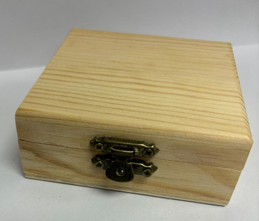 CLEARANCE SALE - Compass in wooden box